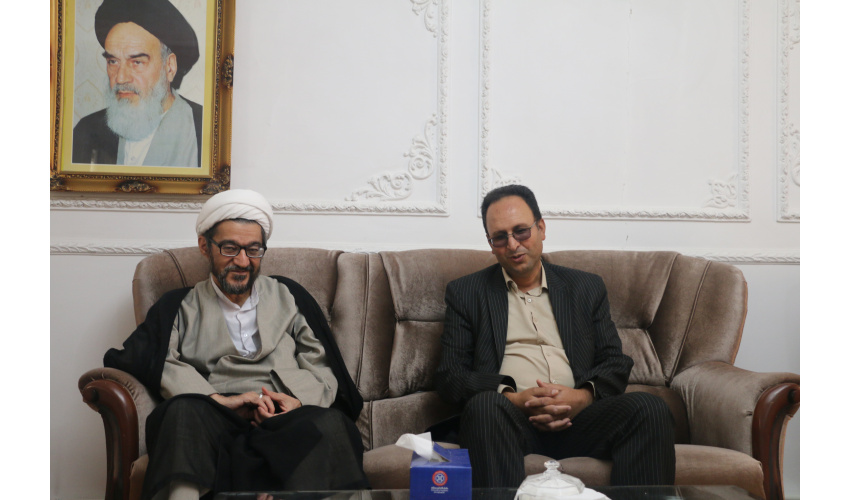 «سمت» از قویترین ناشران در عرصۀ تولید و نشر کتاب درسی دانشگاهی
