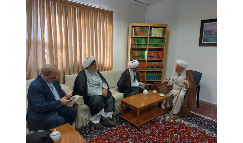 دیدار دکتر مهدویزادگان با آیت الله سبحانی